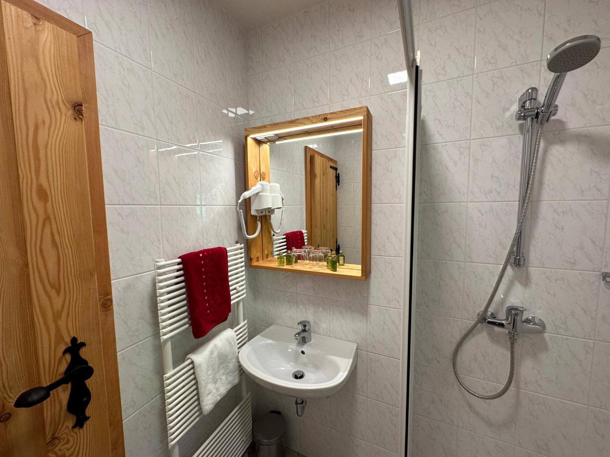 Hotel Surc Kranjska Gora Exteriér fotografie
