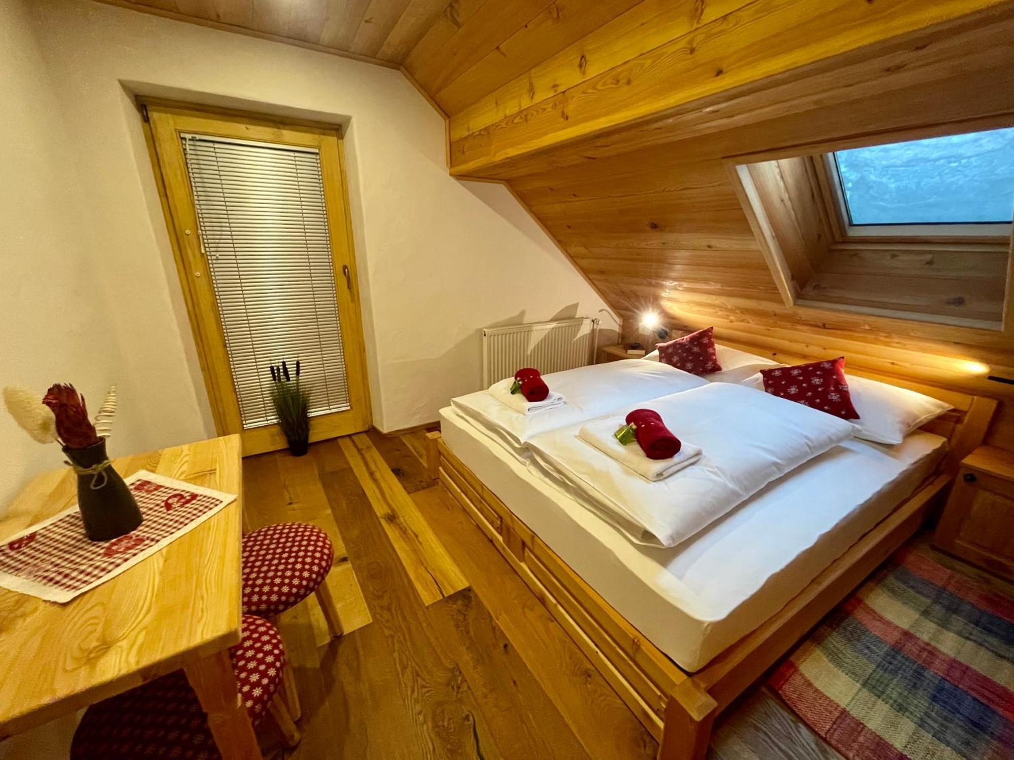 Hotel Surc Kranjska Gora Exteriér fotografie