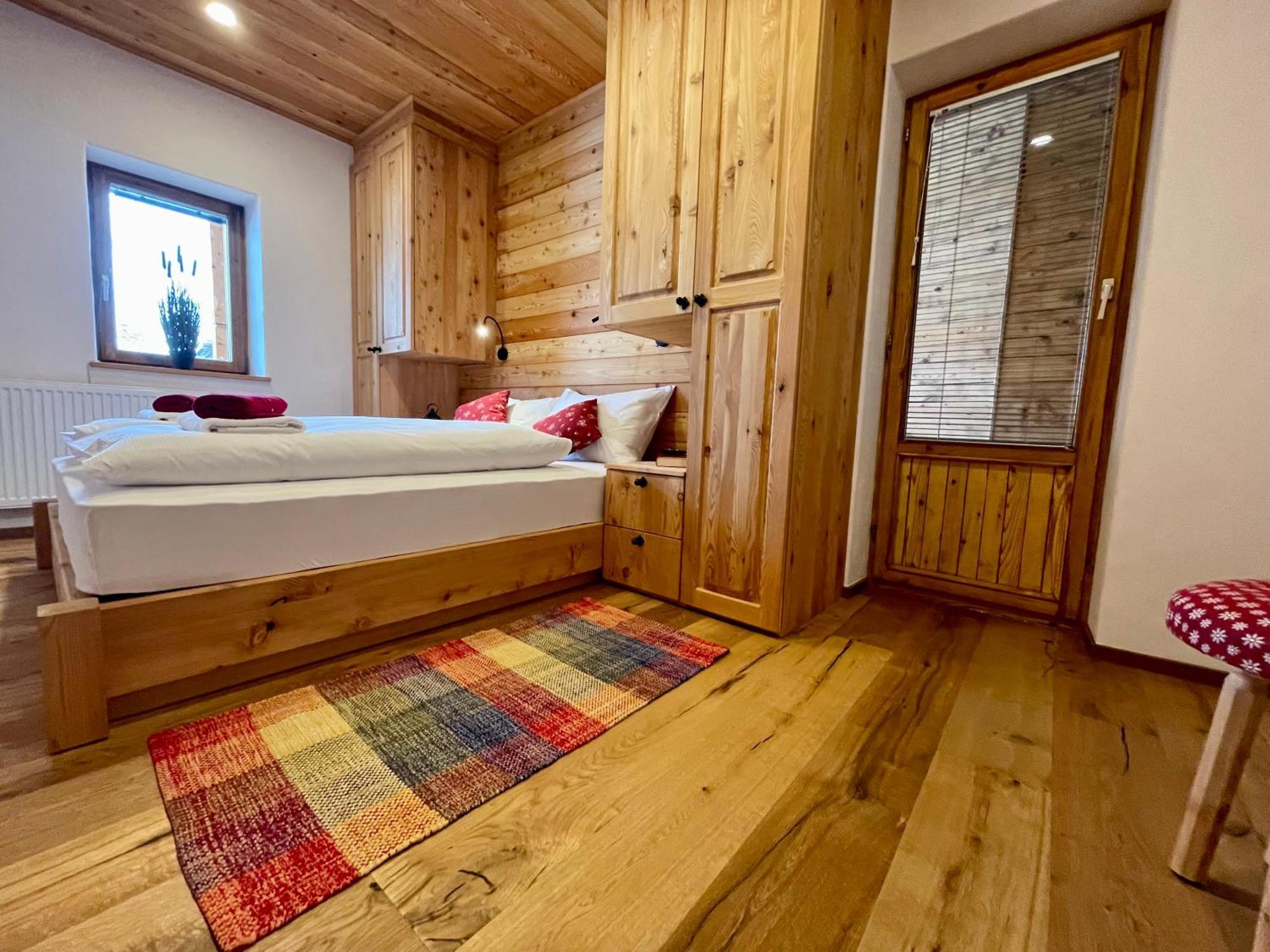 Hotel Surc Kranjska Gora Pokoj fotografie