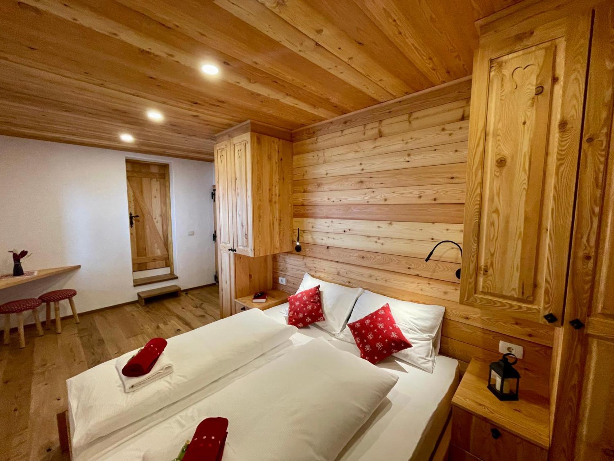 Hotel Surc Kranjska Gora Exteriér fotografie