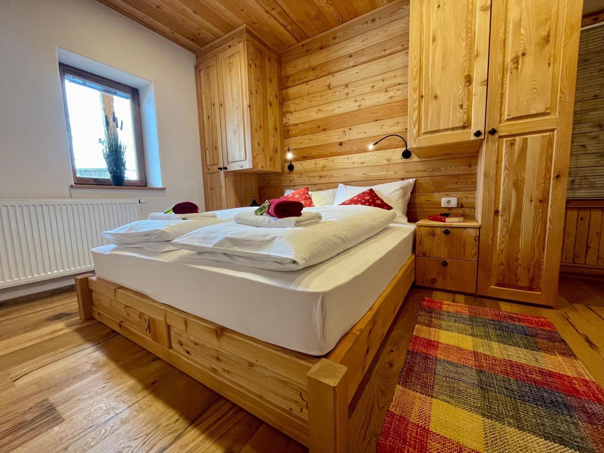 Hotel Surc Kranjska Gora Pokoj fotografie